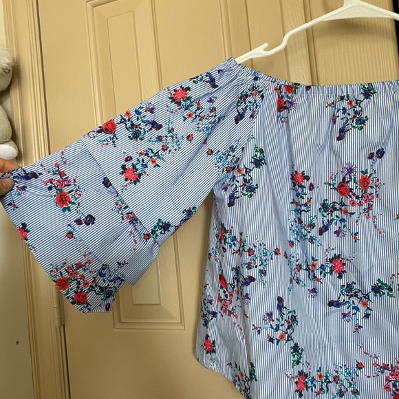 Long sleeve blue blouse - Picture 1 of 3